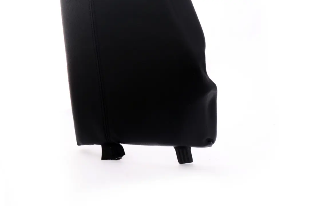 Acabado Seccion Lateral Imitacion Cuero Asiento Trasero Derecho para BMW E81 E82 con número de pieza 9158986 BMW E81 E82 Acabado Seccion Lateral Imitacion Cuero Asiento Trasero Derecho - SKU 9158986 - Número de pieza 9158986