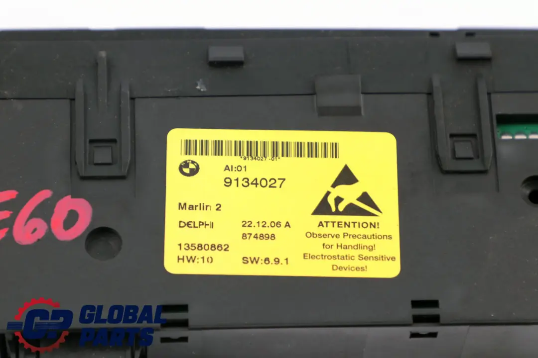 Botones Centrales Interruptor Consola Central PDC Negro para BMW E60 E61 con número de pieza 6985750 BMW E60 E61 Botones Centrales Interruptor Consola Central PDC Negro - SKU 9159168 - Número de pieza 6985750