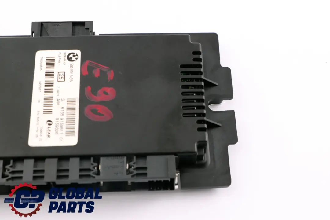 NSW PL2 FRMII Modulo De control De luces (LCM) 6135 para BMW E90 con número de pieza 9159811 BMW E90 NSW PL2 FRMII Modulo De control De luces (LCM) 6135 - SKU 9159811 - Número de pieza 9159811