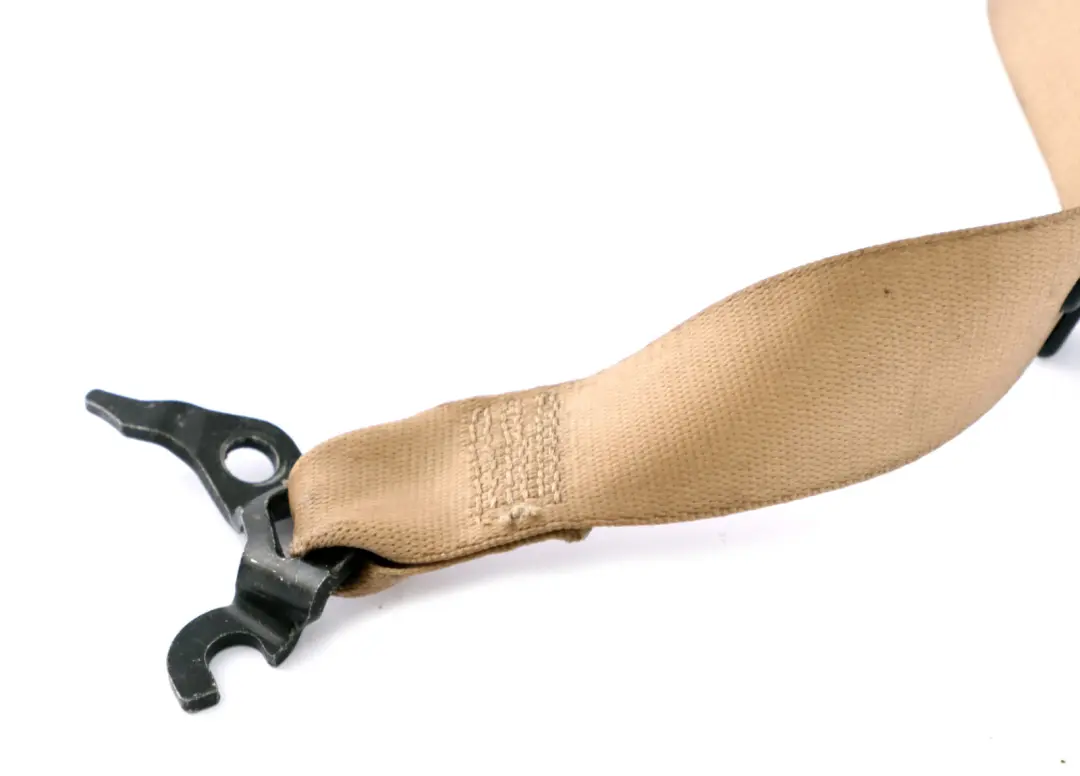 Front Right Upper Safety Seat Belt Beige O/S to BMW 3 Series E90 E91 LCI with Part number 9160106 BMW 3 Series E90 E91 LCI Front Right Upper Safety Seat Belt Beige O/S - SKU 9160106 - Part number 9160106