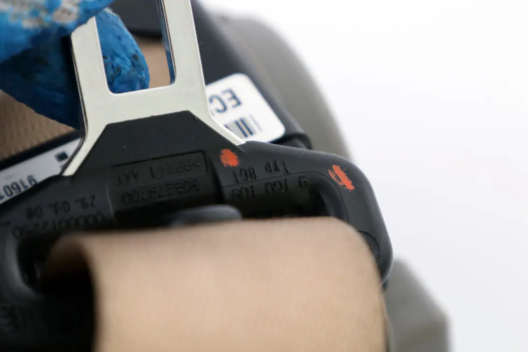 Membrure Superieure Securite Arriere Gauche Droite Beige pour BMW 3 E90 LCI à propos du numéro de pièce 9160109 BMW 3 E90 LCI Membrure Superieure Securite Arriere Gauche Droite Beige - SKU 9160109 - Numéro de pièce 9160109