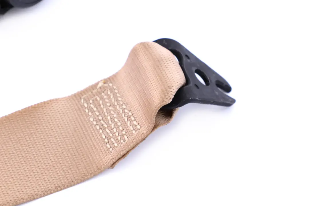 Membrure Superieure Ceinture de Securite Arriere Centre Beige pour BMW 3 E90 LCI à propos du numéro de pièce 9160113 BMW 3 E90 LCI Membrure Superieure Ceinture de Securite Arriere Centre Beige - SKU 9160113 - Numéro de pièce 9160113