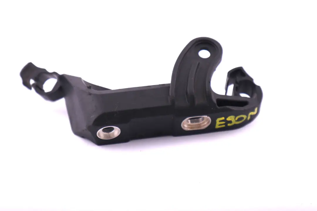 Bracket Suction Pipe Airconditioner to BMW 3 Series E90 E91 E92 E93 LCI with Part number 9163321 BMW 3 Series E90 E91 E92 E93 LCI Bracket Suction Pipe Airconditioner - SKU 9163321 - Part number 9163321