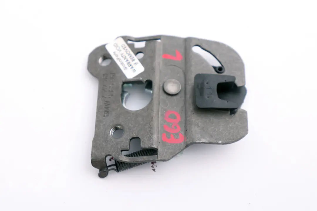 Bloqueo Base Asiento Izquierdo Pieza para BMW E60 E60 LCI con número de pieza 7142261 BMW E60 E60 LCI Bloqueo Base Asiento Izquierdo Pieza - SKU 9165861 - Número de pieza 7142261