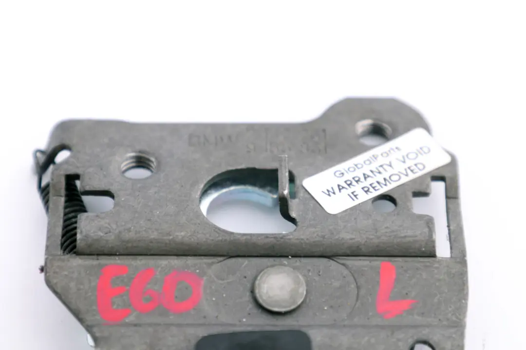 Reihe E60 E60 LCI Schloss Basis links 5220 für BMW 5 mit Teilenummer 7142261 BMW 5 Reihe E60 E60 LCI Schloss Basis links 5220 - SKU 9165861 - Teilenummer 7142261