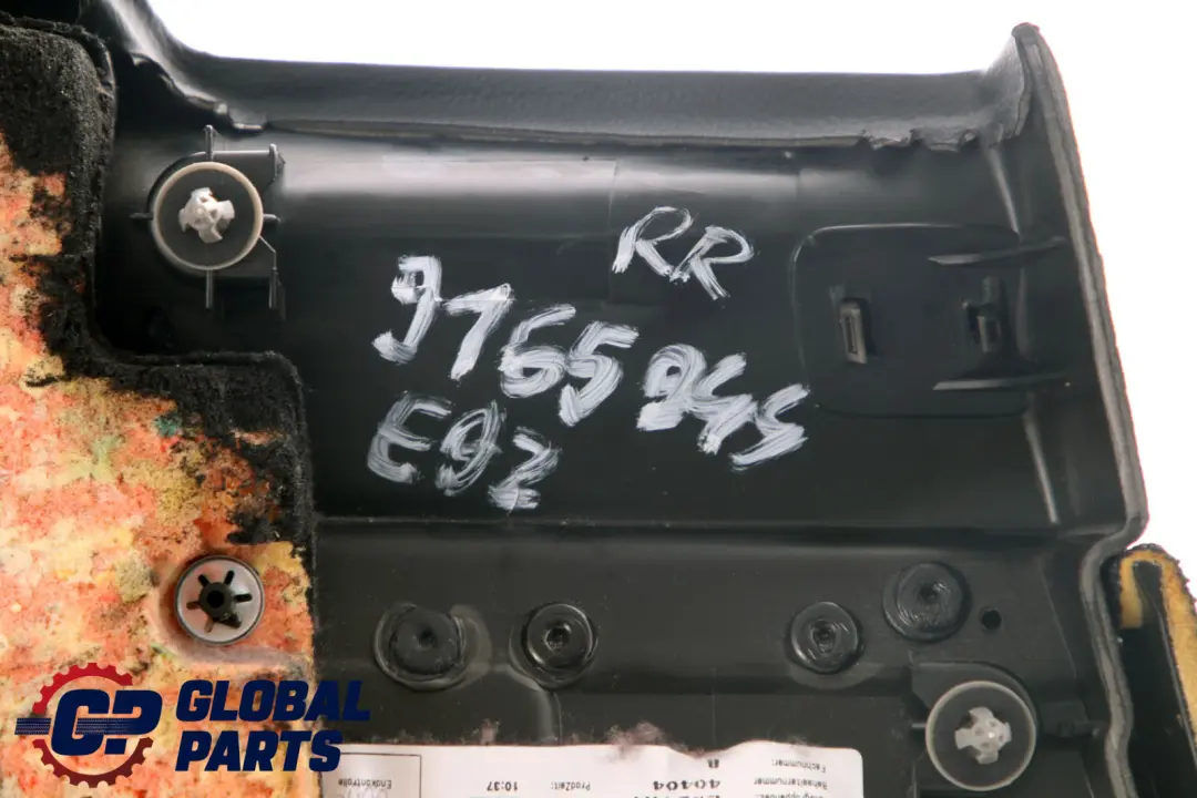 BMW Serie 3 E92 Trasero Derecho Lateral Panel Revestimiento Tela Alcantara - SKU 9165944 - Número de pieza 9165944