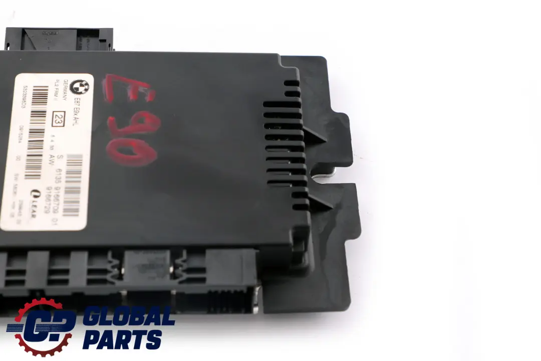 Module contrôle l'éclairage plancher AHL PL2 FRMII 6135 pour BMW E90 à propos du numéro de pièce 9166709 BMW E90 Module contrôle l'éclairage plancher AHL PL2 FRMII 6135 - SKU 9166709 - Numéro de pièce 9166709