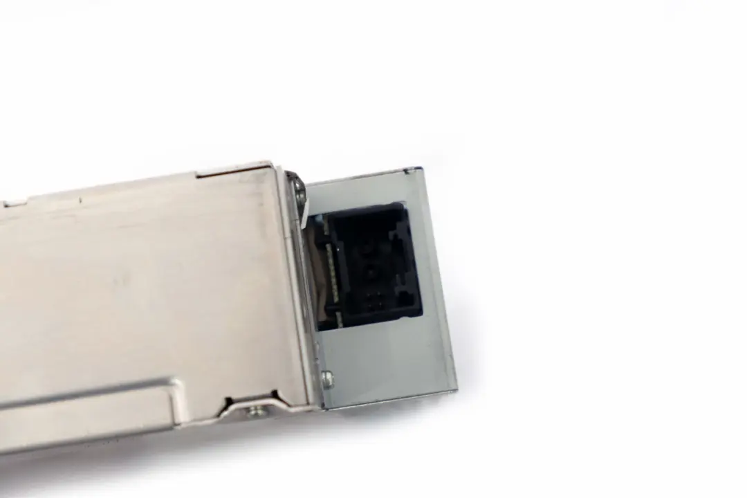 *BMW Mini Cooper One R55 R56 R57 6 CD Wechsler für mit Teilenummer 9167081 *BMW Mini Cooper One R55 R56 R57 6 CD Wechsler - SKU 9167081 - Teilenummer 9167081