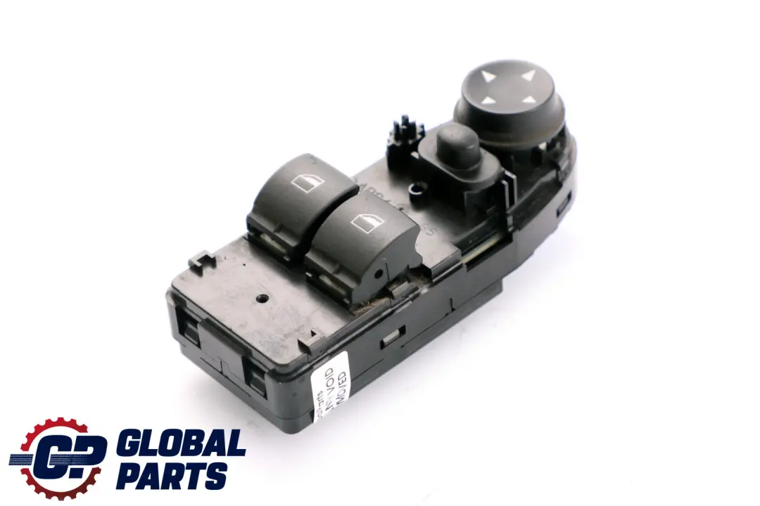 Interruttore alzacristalli lato guida destro per BMW E81 E82 con numero di parte 9167157 BMW E81 E82 Interruttore alzacristalli lato guida destro - SKU 9167157-1 - Numero di parte 9167157