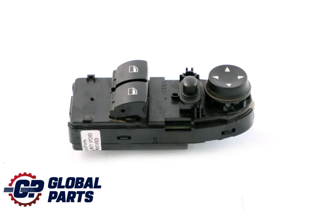 Przełącznik Podnośnik Panel Szyb Lusterek Prawe do BMW E81 E82 o numerze 9167157 BMW E81 E82 Przełącznik Podnośnik Panel Szyb Lusterek Prawe - SKU 9167157-1 - Numer Części 9167157