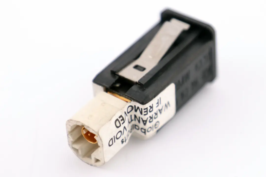 BMW 1 3 5 Series E81 E87 E90 E91 E60 E61 USB Socket Plug Port - SKU 9167196 - Part number 9167196
