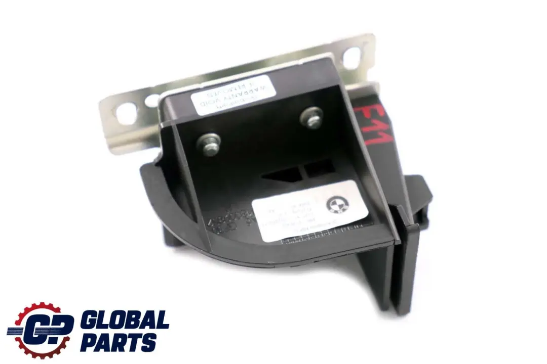 Supporto Copertura Carico Bagagliaio Sinistro N/S per BMW F11 con numero di parte 9168473 BMW F11 Supporto Copertura Carico Bagagliaio Sinistro N/S - SKU 9168473 - Numero di parte 9168473