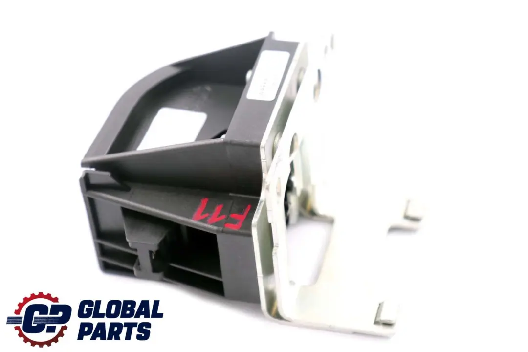 Supporto Copertura Carico Bagagliaio Sinistro N/S per BMW F11 con numero di parte 9168473 BMW F11 Supporto Copertura Carico Bagagliaio Sinistro N/S - SKU 9168473 - Numero di parte 9168473