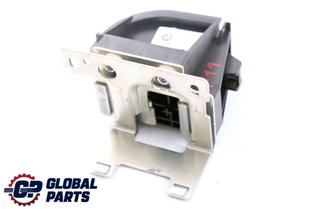 BMW X3 F11 F11N LCI F25 Aufnahme Sichtschutzrollo Rechts - SKU 9168474 - Teilenummer 9168474