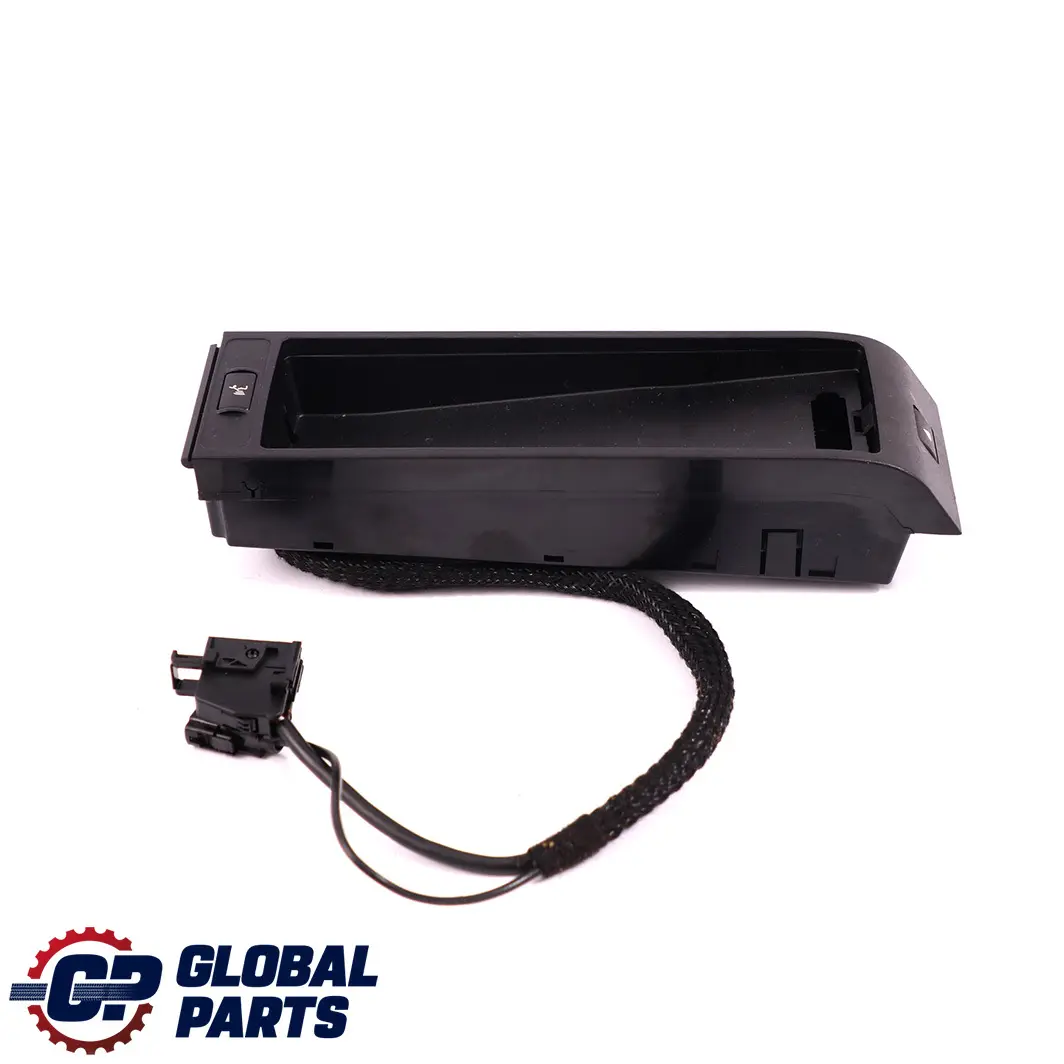 Phone Holder Eject Box Centre Console Armrest 9157586 to BMW X3 X5 Z4 E53 E83 E85 with Part number 9168940 BMW X3 X5 Z4 E53 E83 E85 Phone Holder Eject Box Centre Console Armrest 9157586 - SKU 9168940 - Part number 9168940