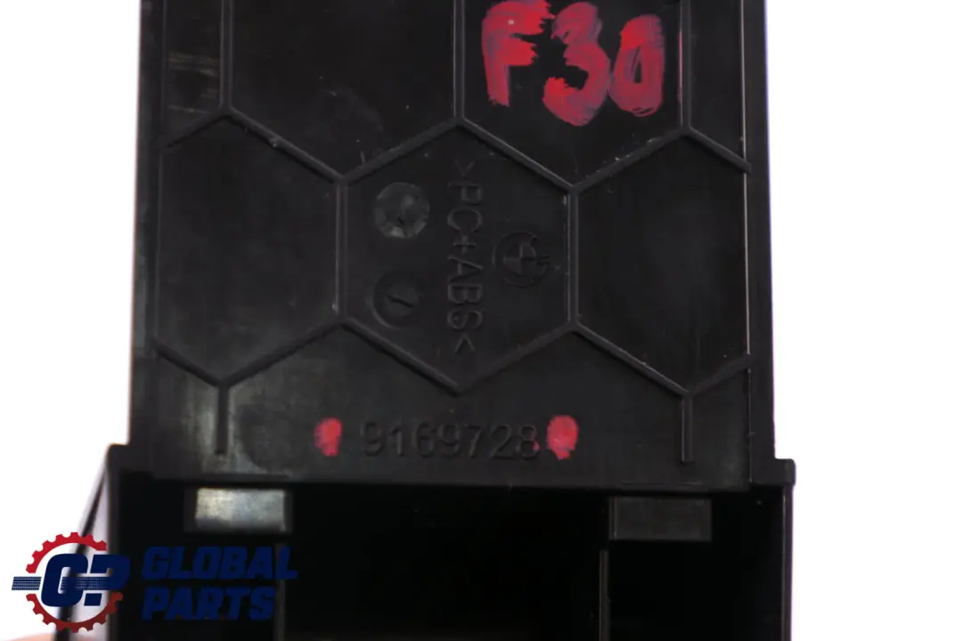 BMW F30 F31 F32 Osłona Podstawy Telefonu - SKU 9169728 - Numer Części 9169728