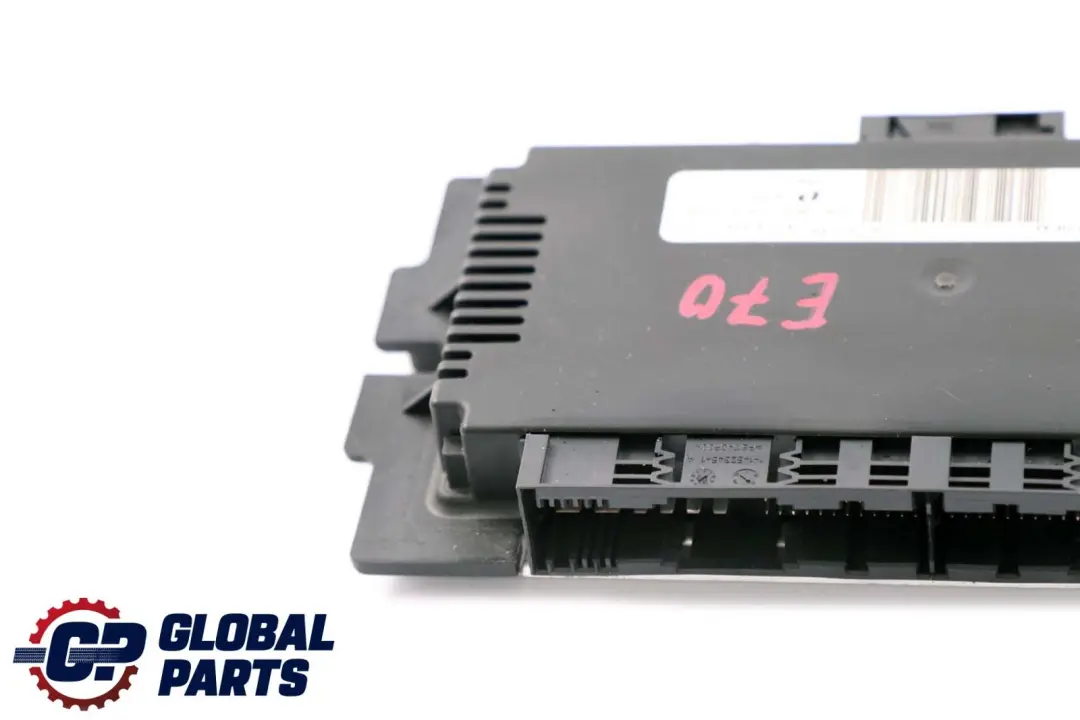 Puits pied ECU Module contrôle l'éclairage xénon FRM II Lear pour BMW X5 E70 à propos du numéro de pièce 9170453 BMW X5 E70 Puits pied ECU Module contrôle l'éclairage xénon FRM II Lear - SKU 9170453 - Numéro de pièce 9170453