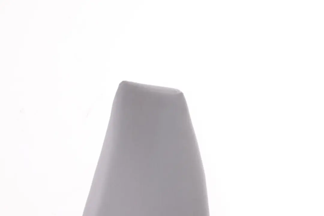 Pannello Laterale Sedile Posteriore Sinistro Grigio per BMW E87 LCI con numero di parte 7118681 BMW E87 LCI Pannello Laterale Sedile Posteriore Sinistro Grigio - SKU 9170805 - Numero di parte 7118681