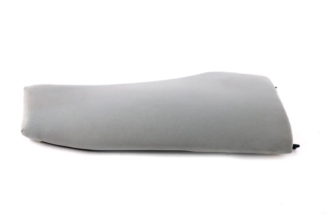 Pannello Laterale Sedile Posteriore Destro Grigio per BMW E87 LCI con numero di parte 7118682 BMW E87 LCI Pannello Laterale Sedile Posteriore Destro Grigio - SKU 9170806 - Numero di parte 7118682