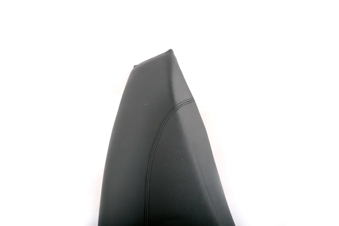 BMW E87 LCI Asiento Trasero Derecho Lateral Panel Embellecedor Negro - SKU 9170814 - Número de pieza 7118682