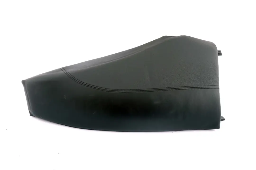 BMW E87 LCI Asiento Trasero Derecho Lateral Panel Embellecedor Negro - SKU 9170814 - Número de pieza 7118682