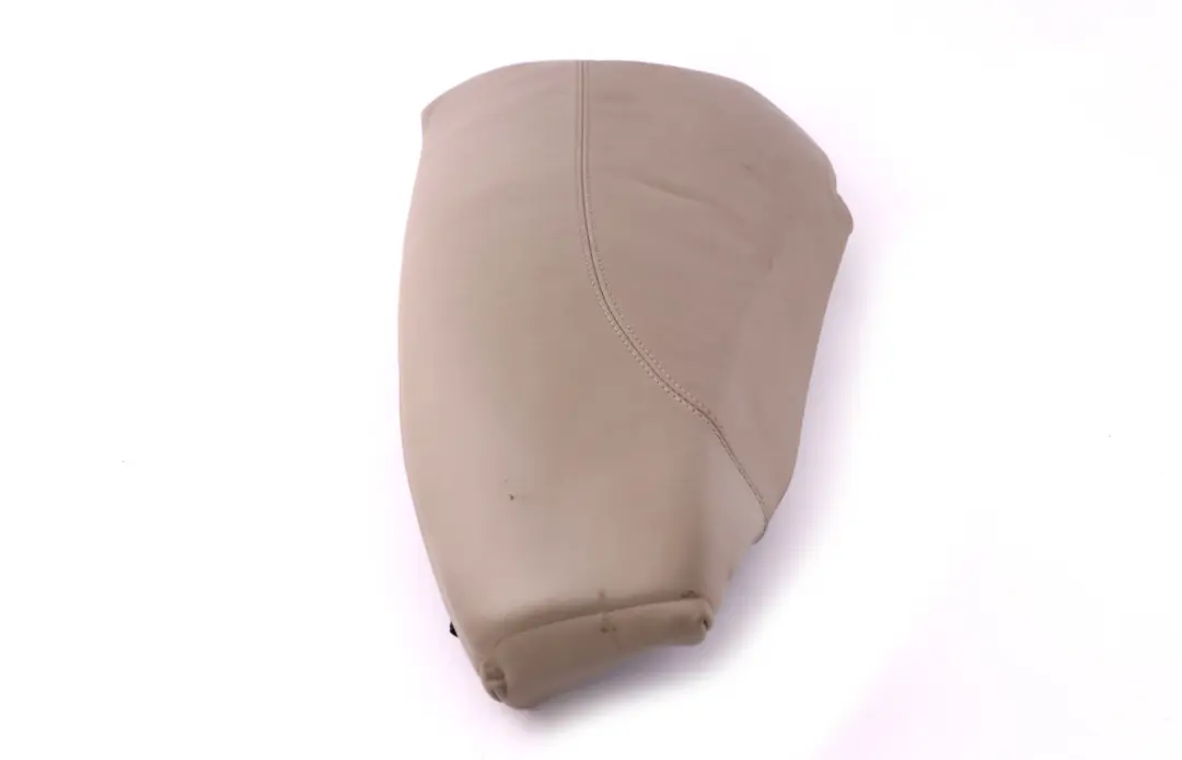 Beżowy panel boczny tylnej kanapy lewy do BMW E87 LCI o numerze 7118681 BMW E87 LCI Beżowy panel boczny tylnej kanapy lewy - SKU 9170819 - Numer Części 7118681