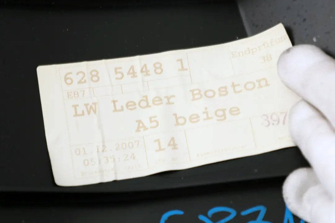 Beige Sedile posteriore sinistro lato Pannello laterale per BMW E87 LCI con numero di parte 7118681 BMW E87 LCI Beige Sedile posteriore sinistro lato Pannello laterale - SKU 9170819 - Numero di parte 7118681