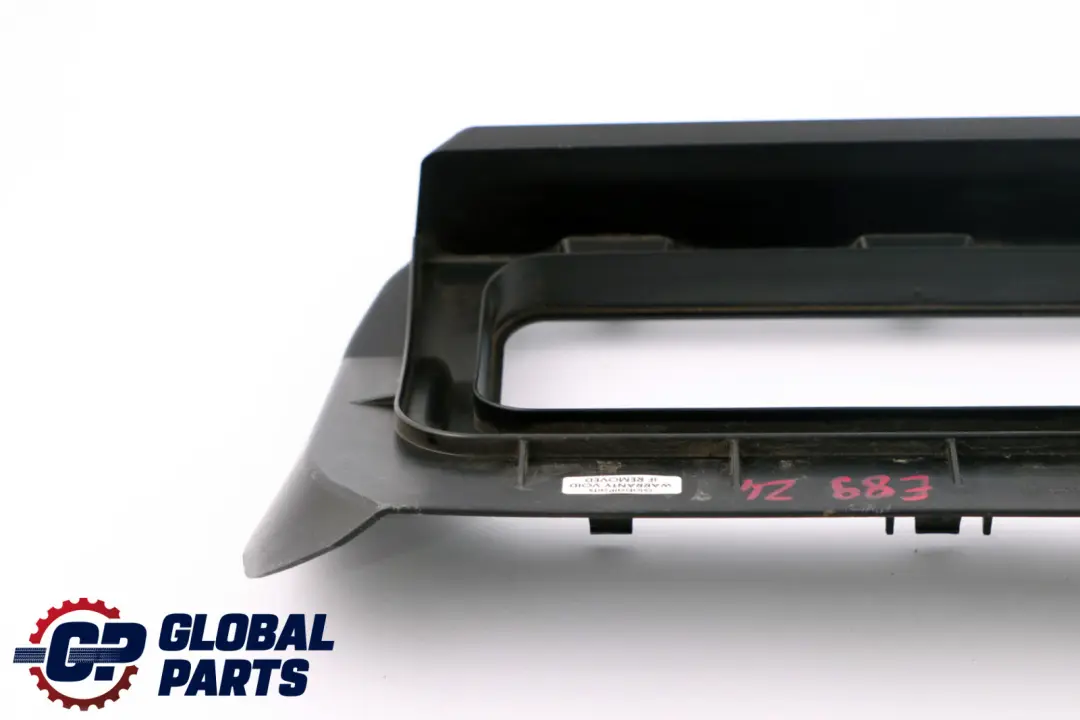 Cadre d'habillage de la gaine centrale d'aération pour BMW Z4 E89 à propos du numéro de pièce 9171514 BMW Z4 E89 Cadre d'habillage de la gaine centrale d'aération - SKU 9171514 - Numéro de pièce 9171514