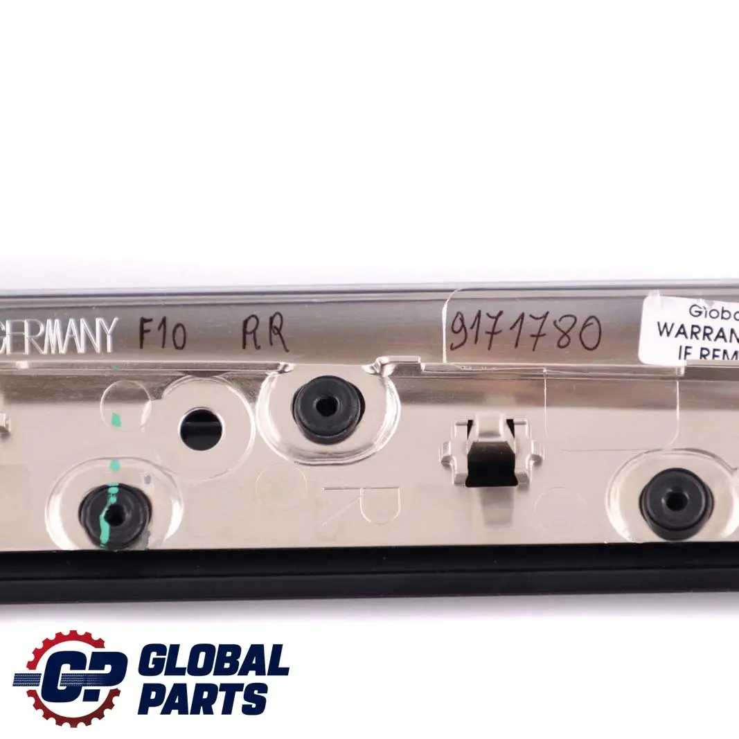 Interno Posteriore Destro Coperchio Porta Maniglia Striscia per BMW F10 F11 con numero di parte 9171780 BMW F10 F11 Interno Posteriore Destro Coperchio Porta Maniglia Striscia - SKU 9171780 - Numero di parte 9171780