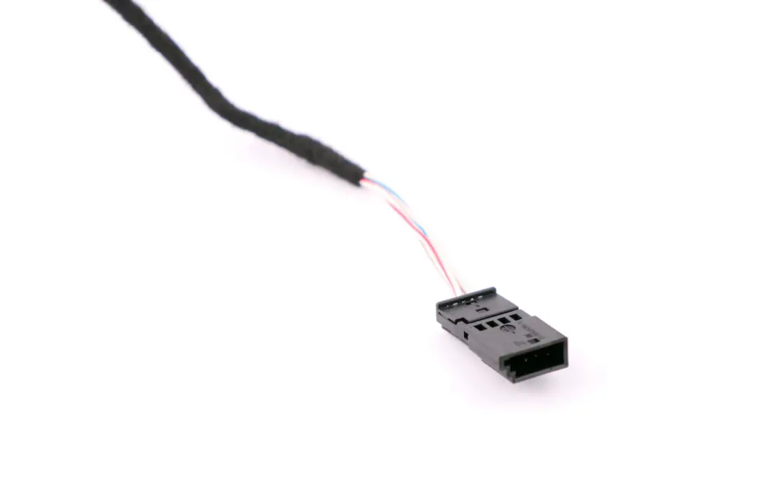 Przewód Kabel Gniazdo AUX 375MM do BMW E90 E92 o numerze 6940237 BMW E90 E92 Przewód Kabel Gniazdo AUX 375MM - SKU 9172021 - Numer Części 6940237