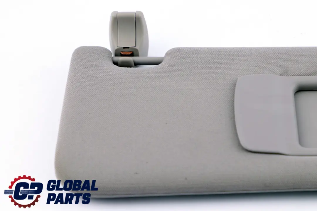 Daszek Osłona Przeciwsłoneczna Prawy do BMW F10 F11 o numerze 9173432 BMW F10 F11 Daszek Osłona Przeciwsłoneczna Prawy - SKU 9173432 - Numer Części 9173432