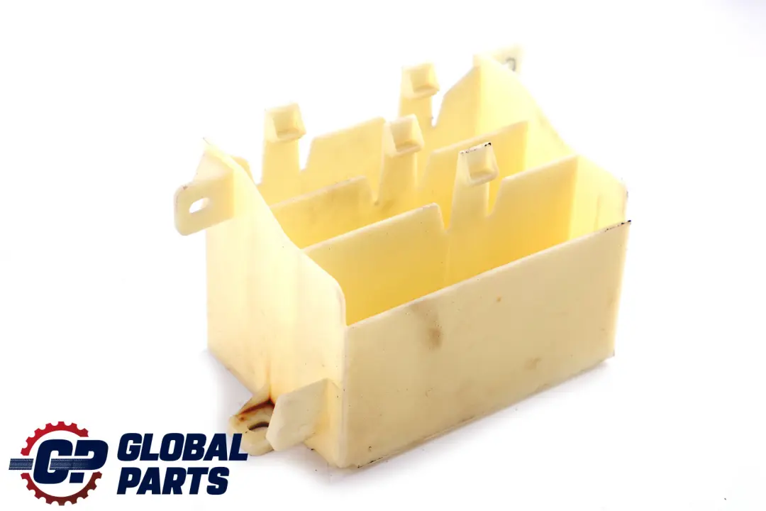 Uchwyt Modułu PDC do BMW E87 E90 E91 E92 o numerze 9174260 BMW E87 E90 E91 E92 Uchwyt Modułu PDC - SKU 9174260 - Numer Części 9174260