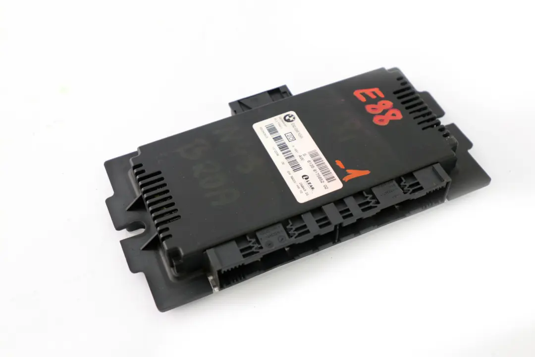 BMW E88 Modulo luci Vano Piedi Unità Controllo ECU NSW PL2 FRM II - SKU 9175652-1 - Numero di parte 9175652