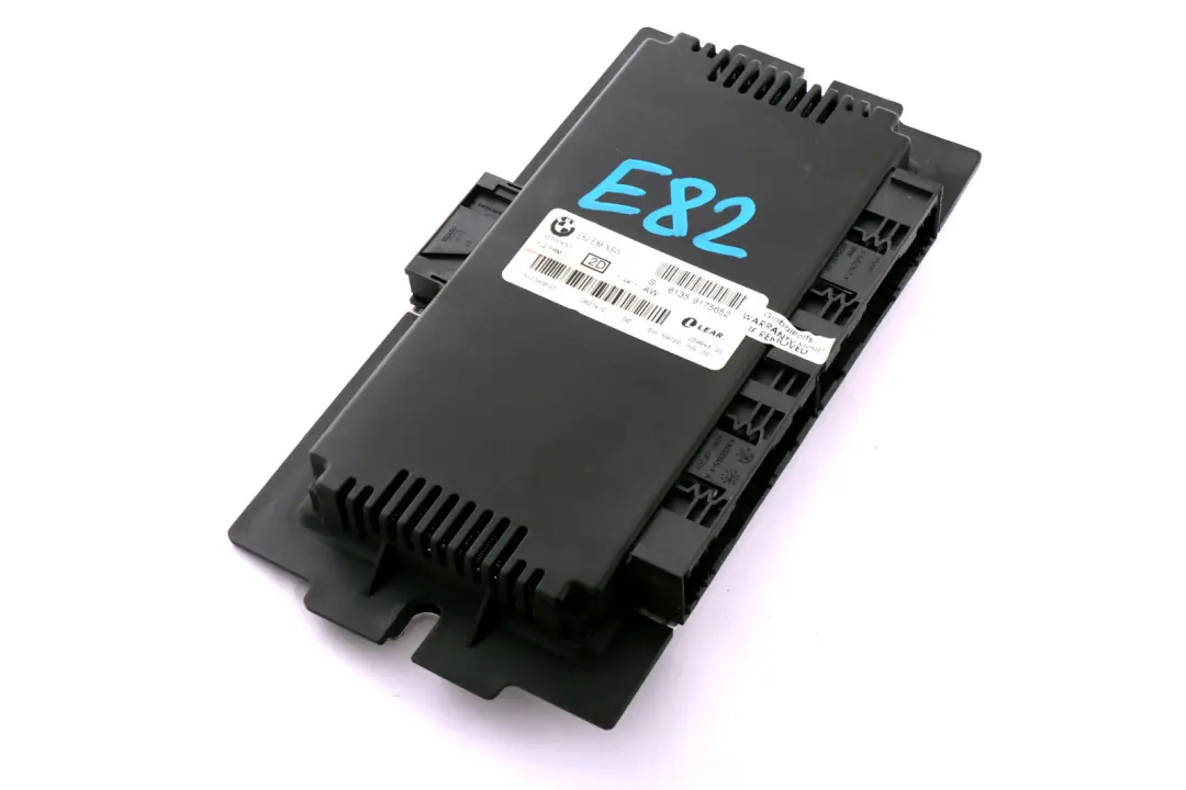 Modulo luci vano piedi Unità controllo ECU NSW PL2 FRM II per BMW E82 con numero di parte 9175652 BMW E82 Modulo luci vano piedi Unità controllo ECU NSW PL2 FRM II - SKU 9175652 - Numero di parte 9175652