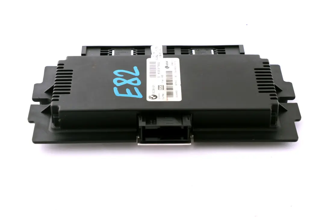 1er E82 Fußraumleuchtenmodul Steuergerät ECU NSW PL2 FRM II für BMW mit Teilenummer 9175652 BMW 1er E82 Fußraumleuchtenmodul Steuergerät ECU NSW PL2 FRM II - SKU 9175652 - Teilenummer 9175652