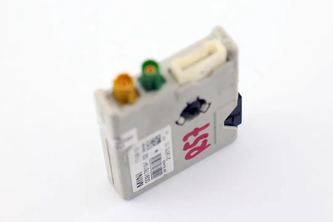 Radio Aerial Antenna Amplifier FM to Mini Cooper R57 R58 R59 with Part number 9176194 Mini Cooper R57 R58 R59 Radio Aerial Antenna Amplifier FM - SKU 9176194 - Part number 9176194