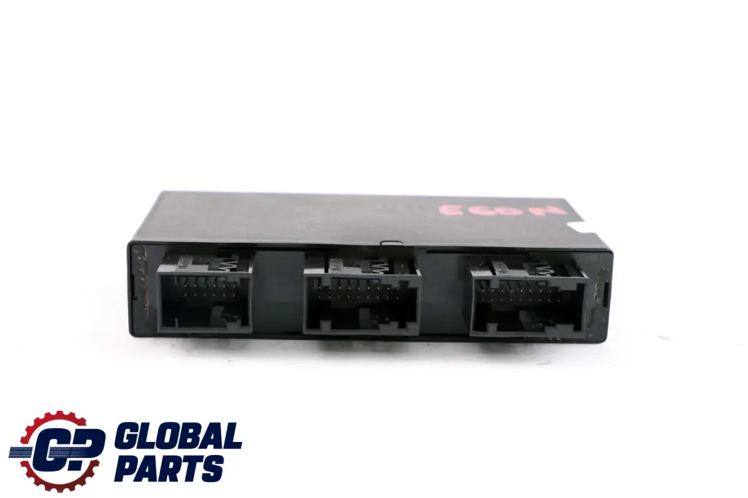 Modulo Controllo Parcheggio PDC per BMW E60 E61 E63 E64 con numero di parte 9176682 BMW E60 E61 E63 E64 Modulo Controllo Parcheggio PDC - SKU 9176682 - Numero di parte 9176682