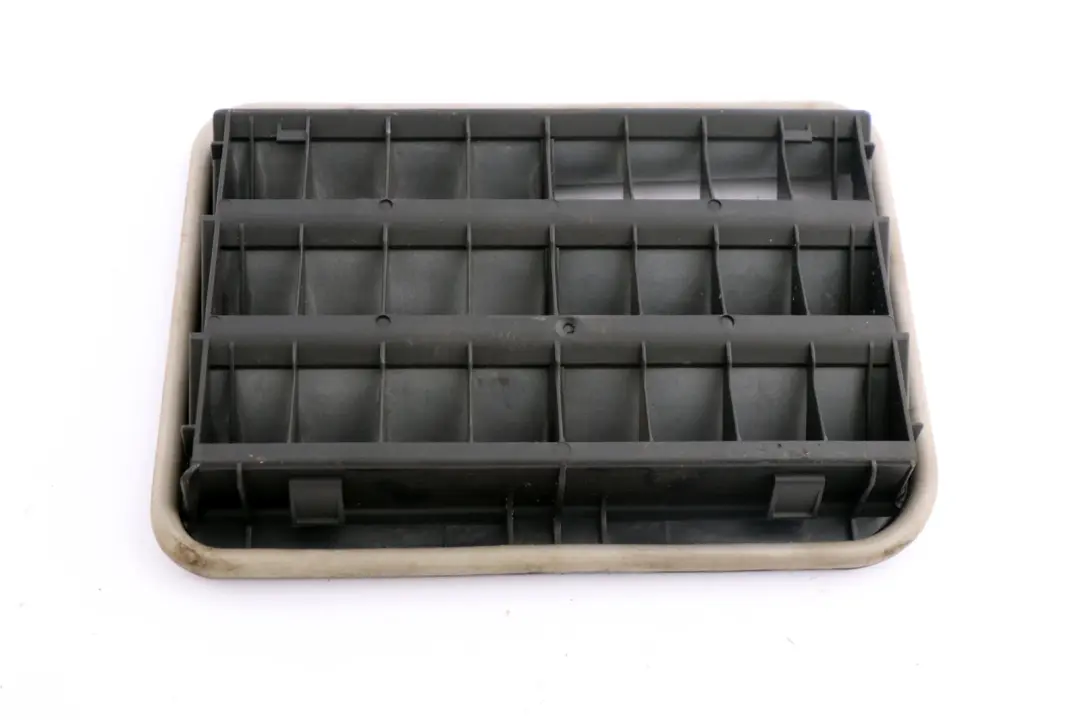 BMW F30 F31 F80 M3 F82 M4 Ventilacion Trasera Bota Ventilacion Cassette Filtro - SKU 9176945 - Número de pieza 9176945