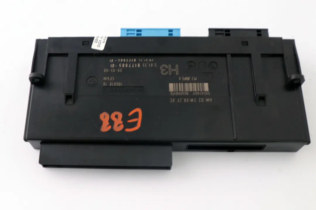 Ecu Modulo Controllo Del Corpo H3 Scatola Giunzione per BMW E88 con numero di parte 9177985 BMW E88 Ecu Modulo Controllo Del Corpo H3 Scatola Giunzione - SKU 9177985 - Numero di parte 9177985