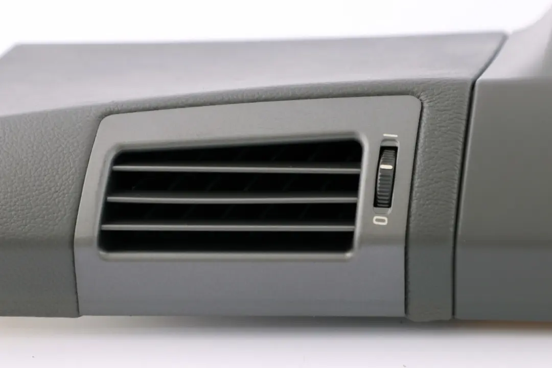 Osłona słupka lewa do BMW E65 E66 o numerze 9178699 BMW E65 E66 Osłona słupka lewa - SKU 9178699 - Numer Części 9178699