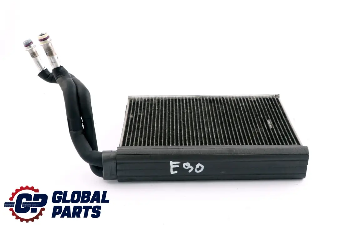 Evaporador para BMW E81 E87 E90 E91 E91N E92 E92N E93 LCI con número de pieza 9179803 BMW E81 E87 E90 E91 E91N E92 E92N E93 LCI Evaporador - SKU 9179803 - Número de pieza 9179803