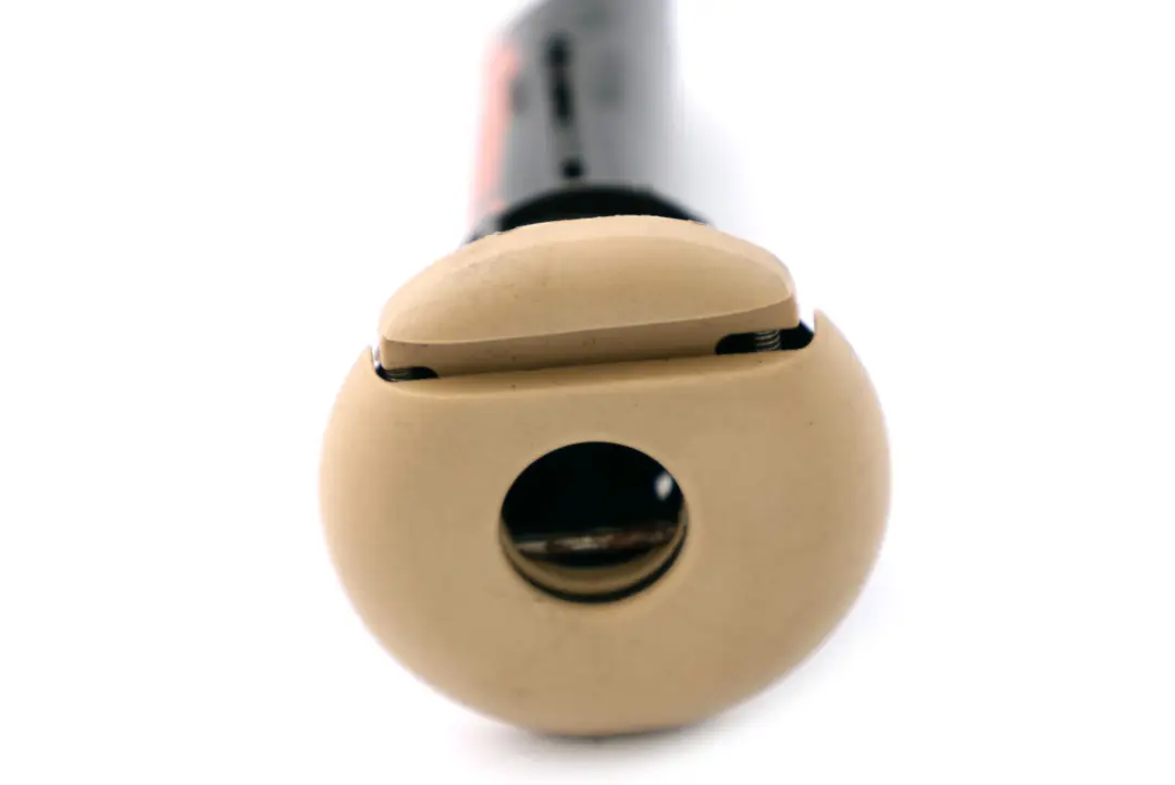 Guide Headrest Front Seat Savannabeige to BMW 3 Series E90 E91 LCI with Part number 9180800 BMW 3 Series E90 E91 LCI Guide Headrest Front Seat Savannabeige - SKU 9180800 - Part number 9180800