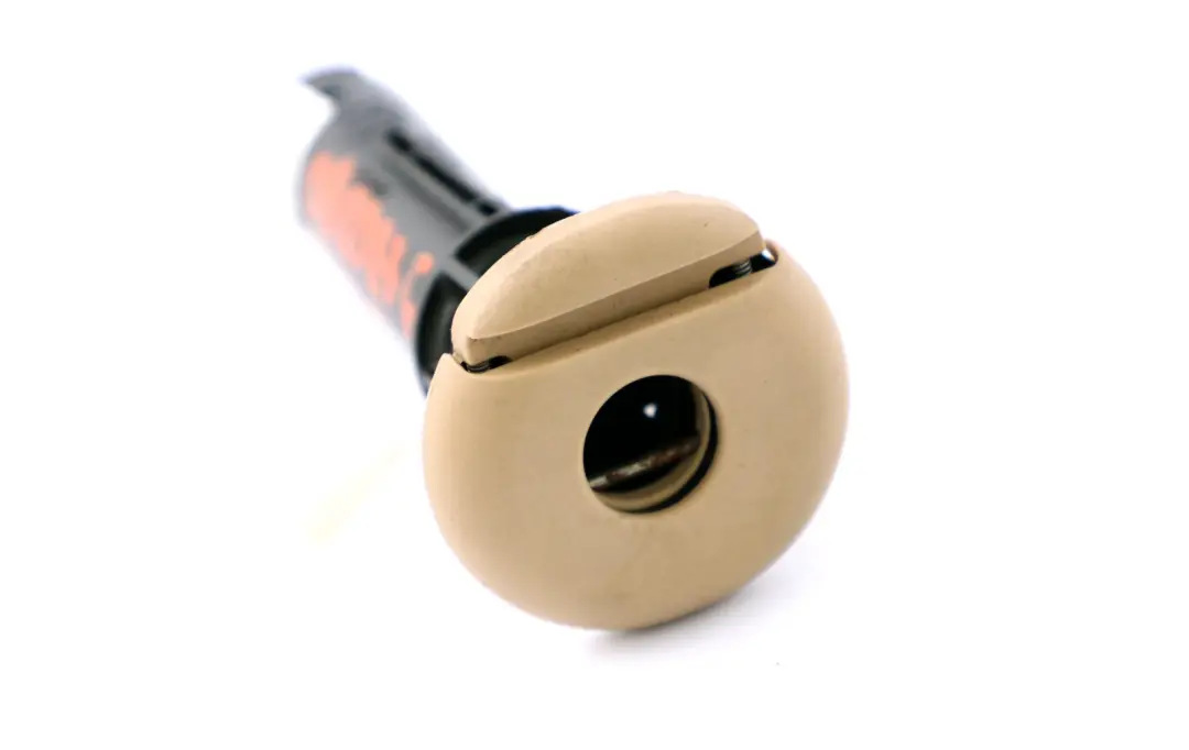 Guide Headrest Front Seat Savannabeige to BMW 3 Series E90 E91 LCI with Part number 9180800 BMW 3 Series E90 E91 LCI Guide Headrest Front Seat Savannabeige - SKU 9180800 - Part number 9180800