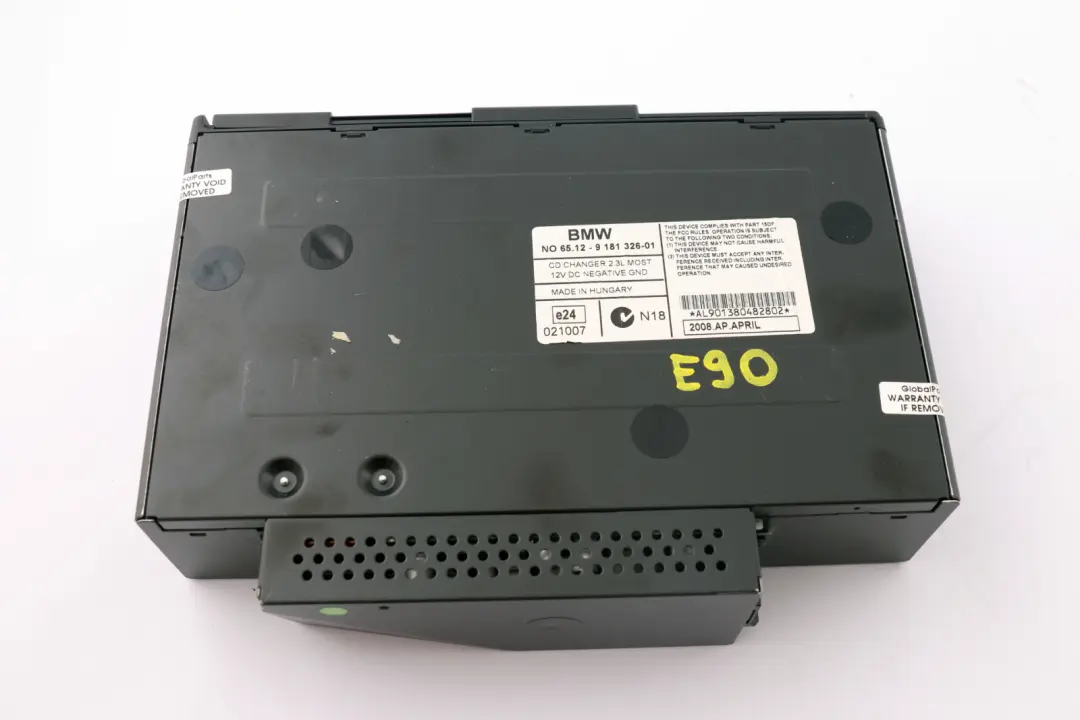 6-Płytowa Zmieniarka CD Bez Magazynka do BMW E81 E87 E90 E91 E92 o numerze 9181326 BMW E81 E87 E90 E91 E92 6-Płytowa Zmieniarka CD Bez Magazynka - SKU 9181326 - Numer Części 9181326