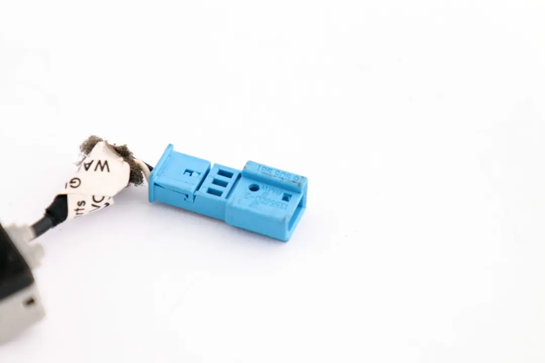 Microfono Tel?fono Manos Libres para BMW F10 F11 F20 F21 F30 con número de pieza 9181410 BMW F10 F11 F20 F21 F30 Microfono Tel?fono Manos Libres - SKU 9181410 - Número de pieza 9181410