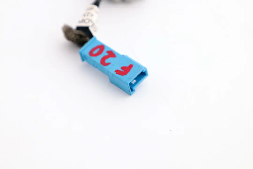 Mikrofon Podsufitki do BMW F10 F11 F20 F21 F39 o numerze 9181410 BMW F10 F11 F20 F21 F39 Mikrofon Podsufitki - SKU 9181410 - Numer Części 9181410