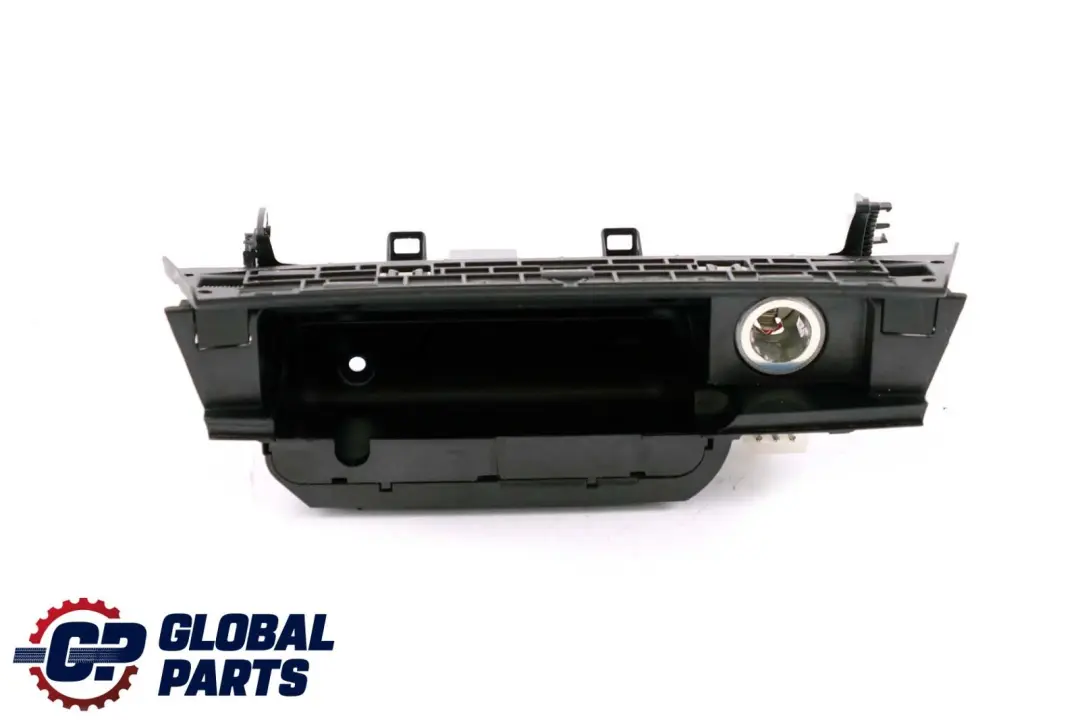 Cenicero Consola Central Cenicero Bandeja Almacenamiento para BMW F01 F02 F03 con número de pieza 9182502 BMW F01 F02 F03 Cenicero Consola Central Cenicero Bandeja Almacenamiento - SKU 9182502 - Número de pieza 9182502