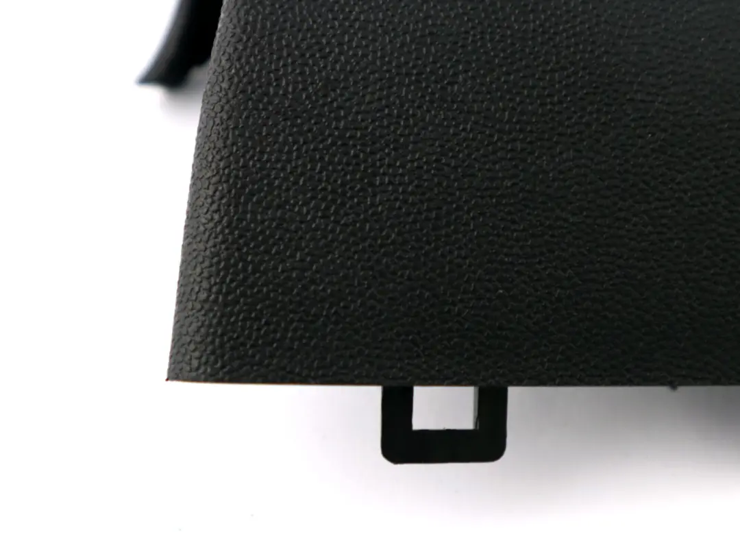 Copertura Bracciolo Centrale Posteriore Destra Nero Carbonio per Mini Cooper R55 R56 con numero di parte 9185112 Mini Cooper R55 R56 Copertura Bracciolo Centrale Posteriore Destra Nero Carbonio - SKU 9185112 - Numero di parte 9185112