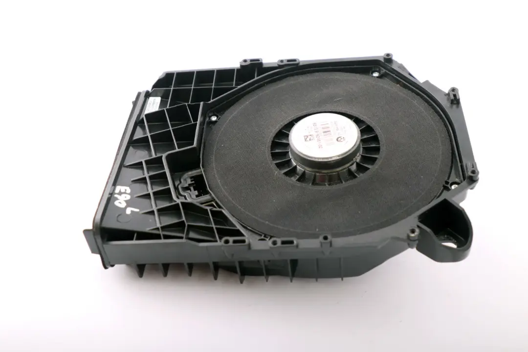 Central Bass Left to BMW E81 E82 E87 E88 E90 E91 E92 E93 with Part number 9192461 BMW E81 E82 E87 E88 E90 E91 E92 E93 Central Bass Left - SKU 9192461 - Part number 9192461