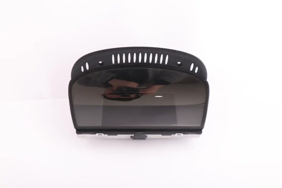 Pantalla navegacion a bordo 6,5" para BMW E60 E63 con número de pieza 9193748 BMW E60 E63 Pantalla navegacion a bordo 6,5" - SKU 9193748 - Número de pieza 9193748